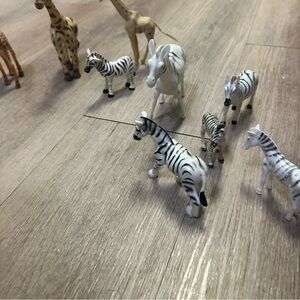 Giraffe and Zebra Toy Figurine Set